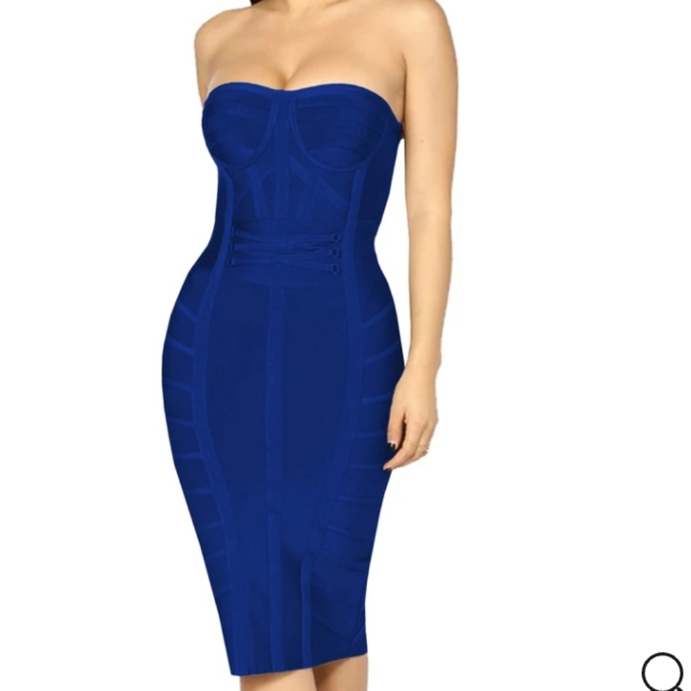 HYBRID & COMPANY Structured Seaming Strapless last chance